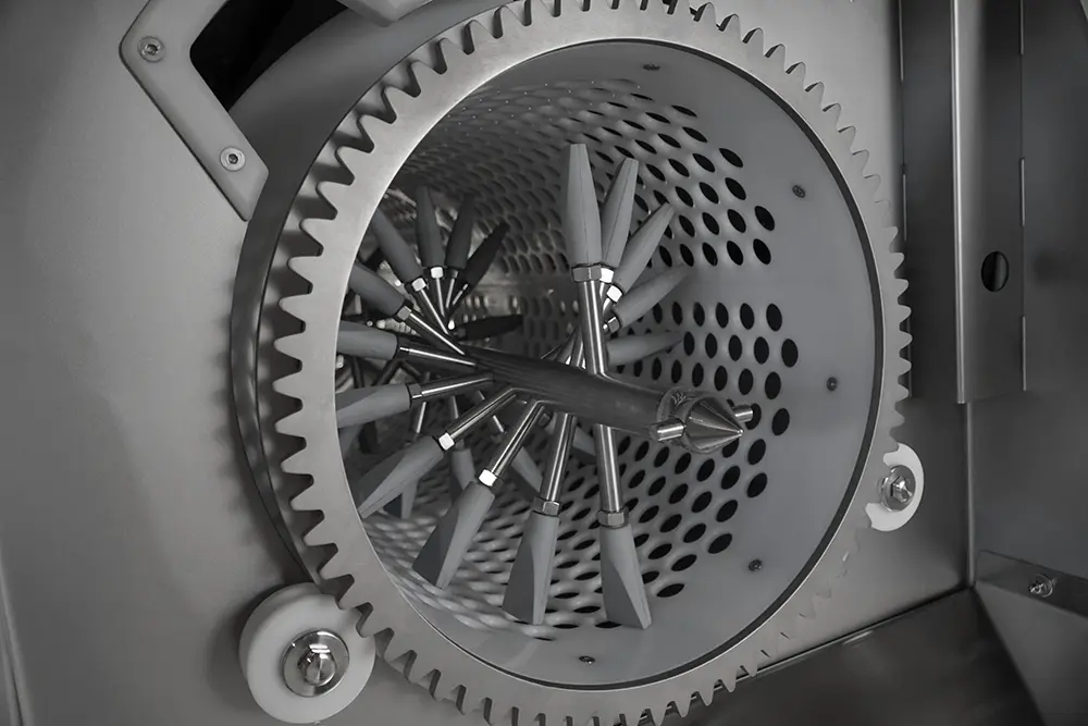 Sraml - Destemmer closeup