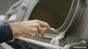 The washing opening set at the lowest point of the cylinder enables rinsing and water draining when washing out the cylinder.