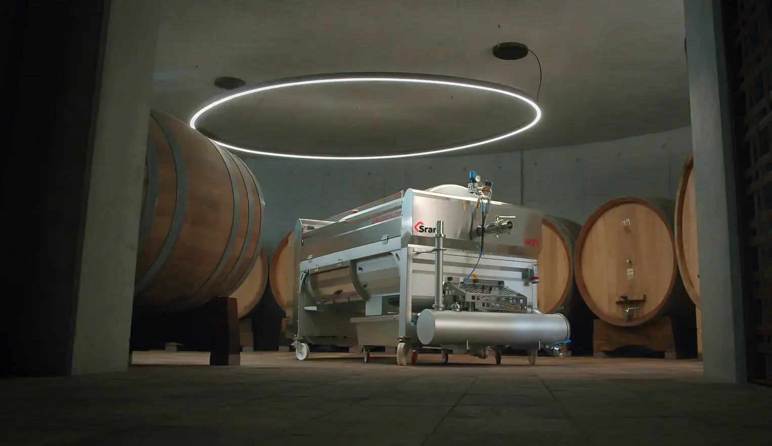 Präzisionsausrüstung für <span>außergewöhnliche Weinqualität</span>